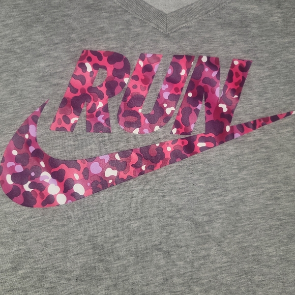 Nike Dry Fit Tee - Picture 2 of 2